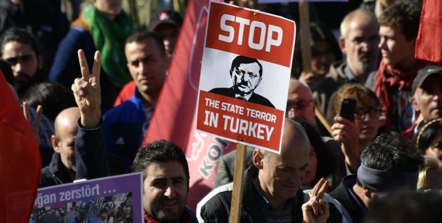 مظاهرات مناهضة لأردوغان 