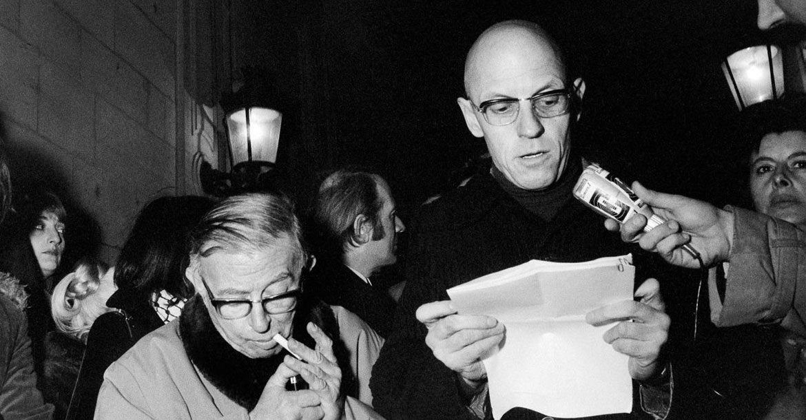 ميشيل فوكو برفقة سارتر أثناء انتفاضة 1968