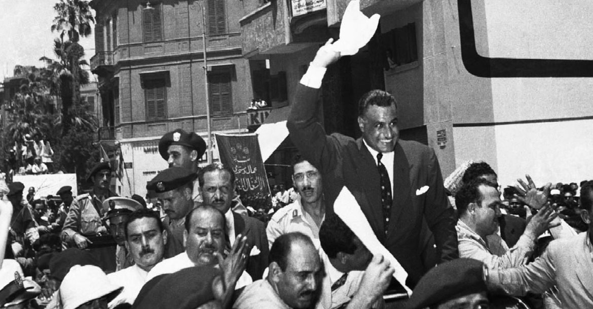جمال عبد الناصر مع الشعب