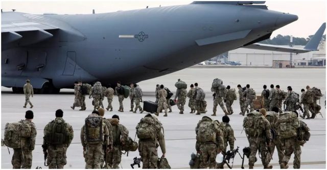 قوات من الجيش الأمريكي تُغادر أفغانستان