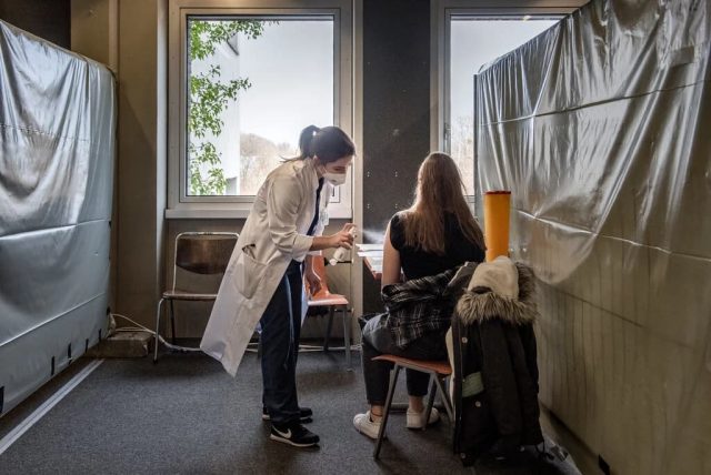 تلقيح العاملين الطبيين في مستشفيات ميونيخ