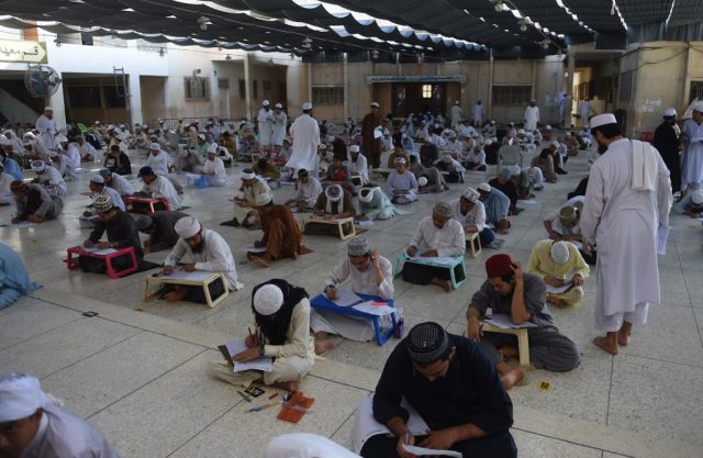 المدارس الدينية في باكستان