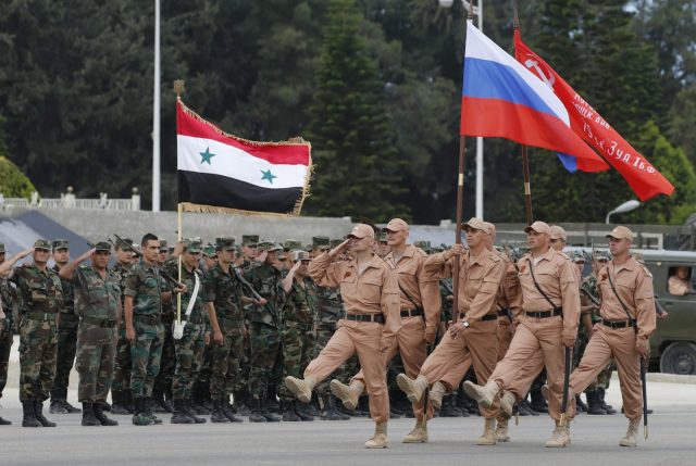الجيش السوري والخبراء الروس